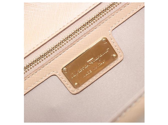 Borsa a tracolla con catena Salvatore Ferragamo in pelle beige oro Auth ki6669V - vista 19