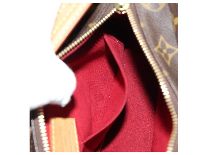 LOUIS VUITTON Bolso de Hombro Monogram Viva Cite MM M51164 LV Auth 185101SAV Monograma - vista 26