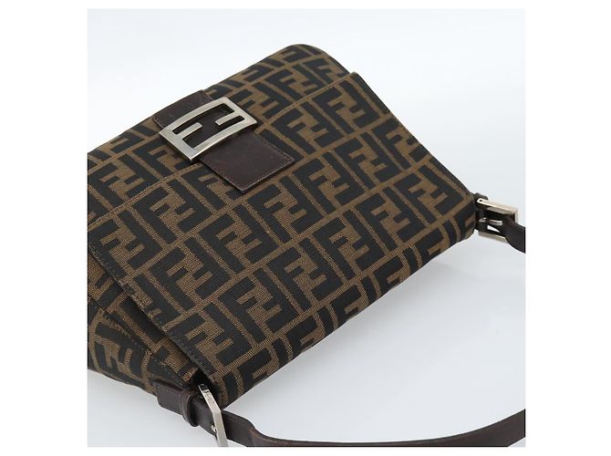 FENDI Zucca Canvas Mamma Baguette Shoulder Bag Black Brown Auth 185374V Marrone Nero - vista 6