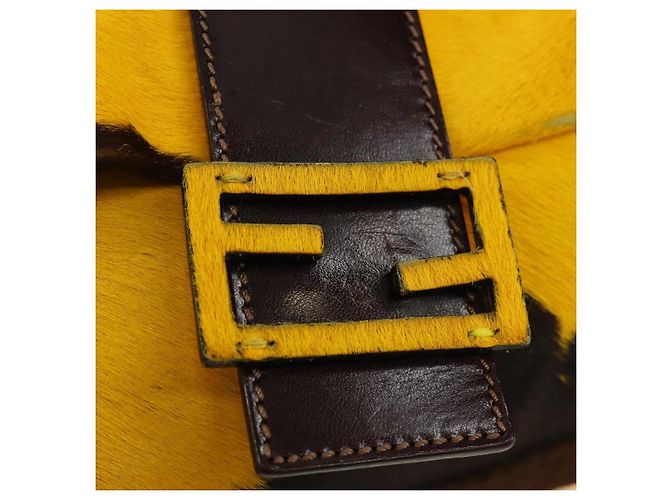 Borsa a tracolla FENDI Mamma Baguette in pelle Harako Giallo Argento Auth 184727SAV - vista 19