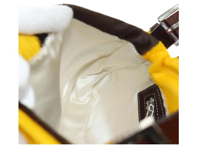 Borsa a tracolla FENDI Mamma Baguette in pelle Harako Giallo Argento Auth 184727SAV - vista 23