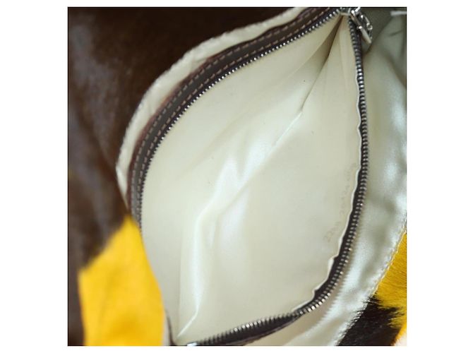 Borsa a tracolla FENDI Mamma Baguette in pelle Harako Giallo Argento Auth 184727SAV - vista 26