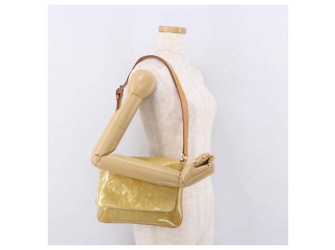 LOUIS VUITTON Monogram Vernis Thompson Street Bag Beige M91301 LV Auth 184873A - vista 23