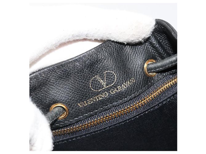 Borsa VALENTINO Borsa a tracolla in pelle nera e oro Auth 185143 Nero D'oro - vista 10