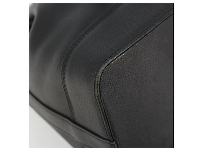 Borsa VALENTINO Borsa a tracolla in pelle nera e oro Auth 185143 Nero D'oro - vista 15