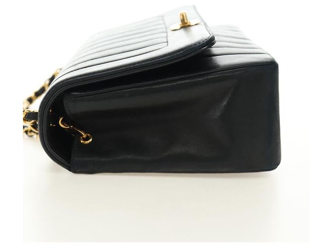 CHANEL Mademoiselle Chain Shoulder Bag Lamb Skin Black Gold CC Auth 185097SAM Nero D'oro - vista 3