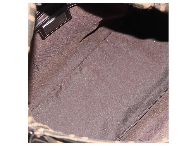 FENDI Zucca Canvas Mamma Baguette Shoulder Bag Black Brown Auth 184903SAM Marrone Nero - vista 10