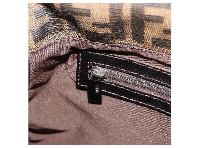 FENDI Zucca Canvas Mamma Baguette Shoulder Bag Black Brown Auth 184903SAM Marrone Nero - vista 24