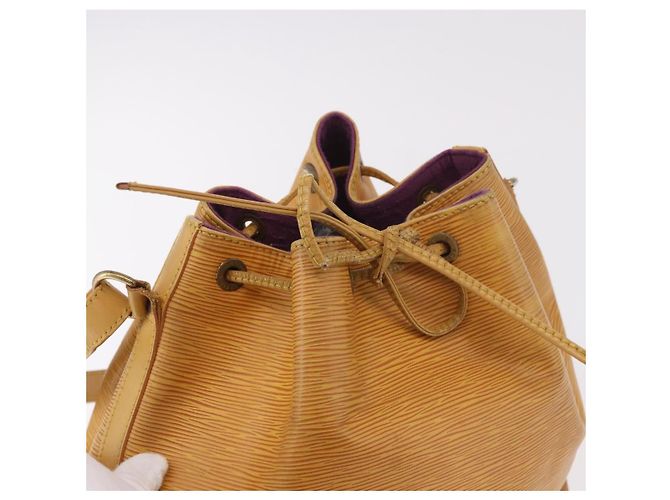 Borsa a Spalla LOUIS VUITTON Epi Petit Noe Giallo M44109 LV Auth 184632 - vista 19