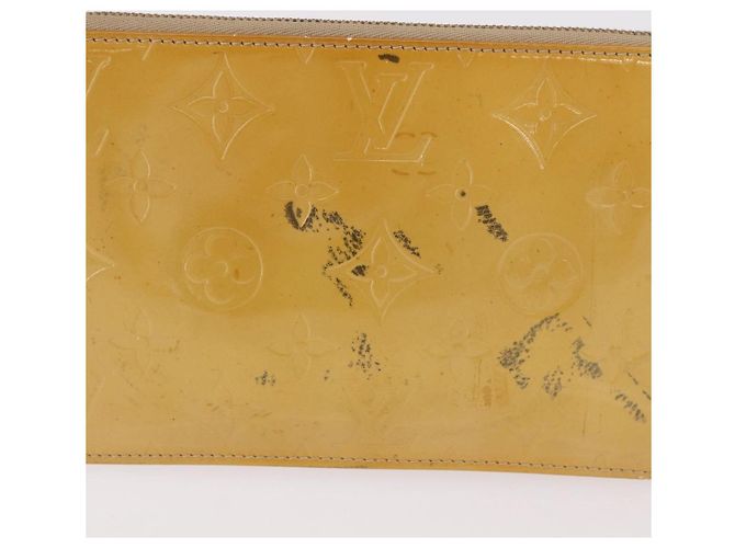 LOUIS VUITTON Monogram Vernis Lexington Pouch Beige M91010 LV Auth 184874 - vista 3