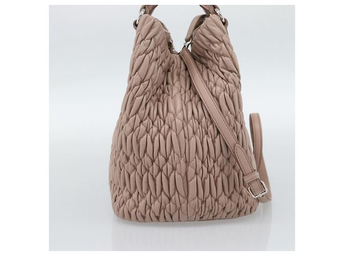 Borsa a Mano Miu Miu Matelasse in Pelle 2way Rosa Argento Auth 184822SAM - vista 3