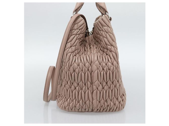 Borsa a Mano Miu Miu Matelasse in Pelle 2way Rosa Argento Auth 184822SAM - vista 4