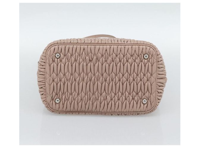 Borsa a Mano Miu Miu Matelasse in Pelle 2way Rosa Argento Auth 184822SAM - vista 5