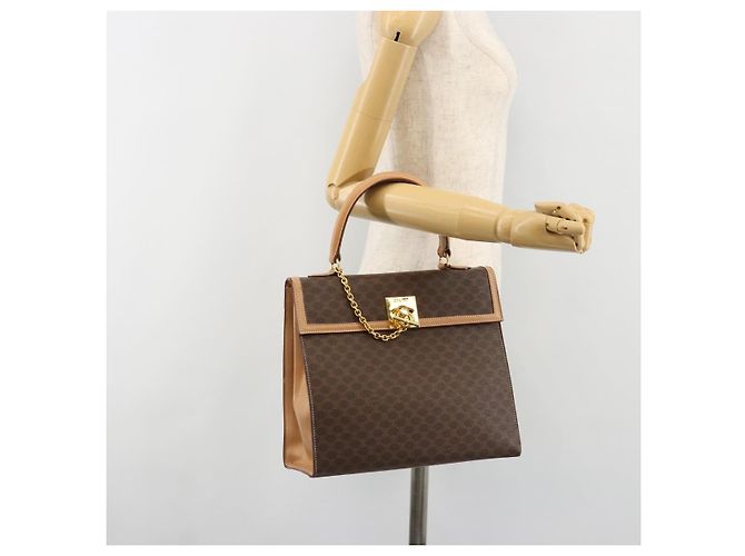 Céline CELINE Macadam Canvas Handtasche PVC Leder Braun Gold Auth 184975V Golden - Ansicht 24