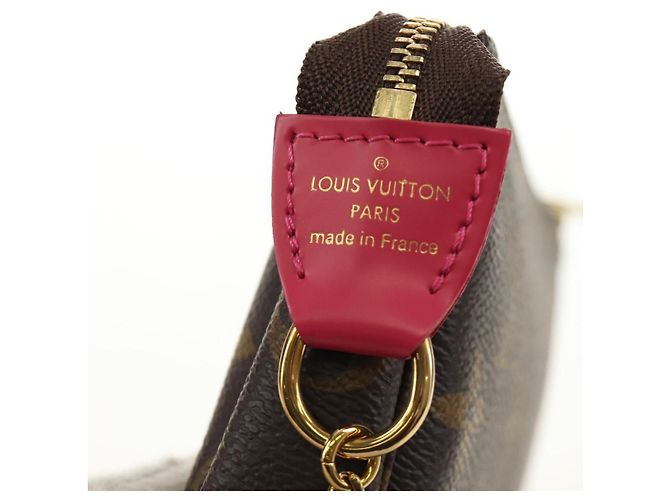 LOUIS VUITTON Monogram Vivienne Mini Pochette Accessoires M69752 Auth 184588SAM Monograma - vista 18