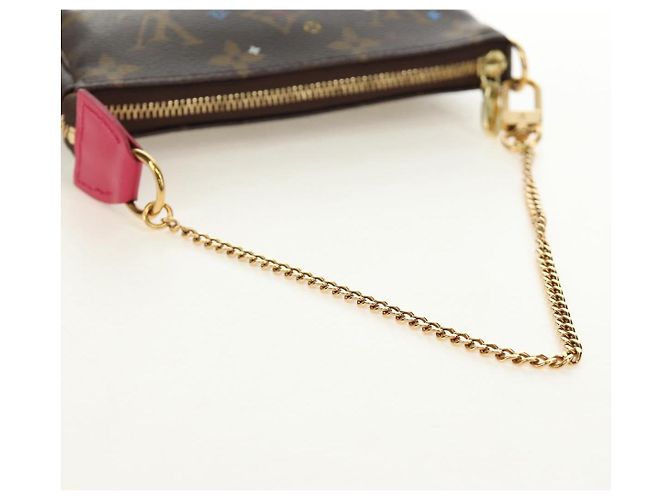 LOUIS VUITTON Monogram Vivienne Mini Pochette Accessoires M69752 Auth 184588SAM Monograma - vista 7