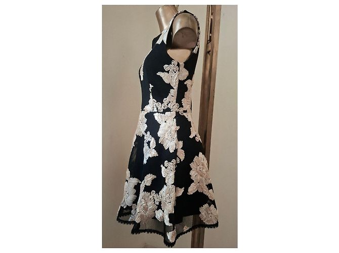 Autre Marque Abito da cocktail nero con ricami floreali Jus De Pom Beige - vista 12