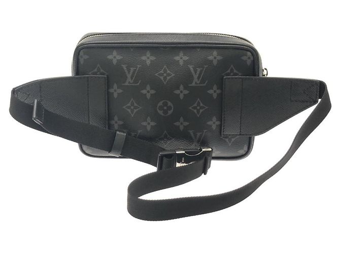 Marsupio Louis Vuitton Taiga Lama Nero - vista 2
