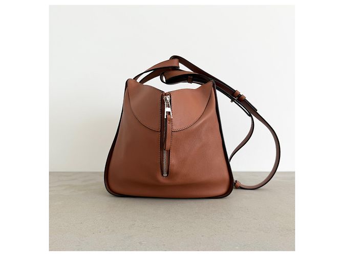 Loewe Borsa Small Hammock in Pelle Tan Marrone - vista 10