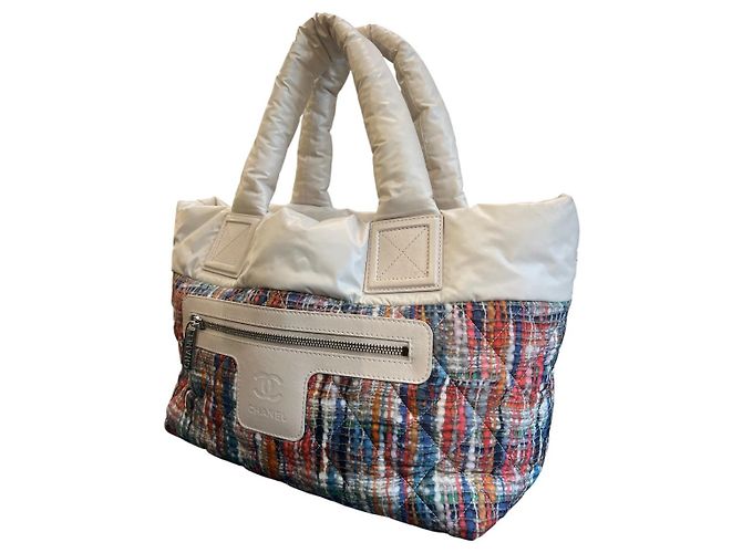 Chanel Handtasche 2014 aus Nylon in Multicolor und Weiß - Ansicht 2