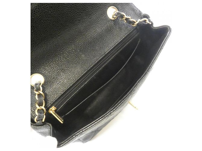 Borsa a tracolla Chanel in pelle di vitello martellata nera Nero - vista 8