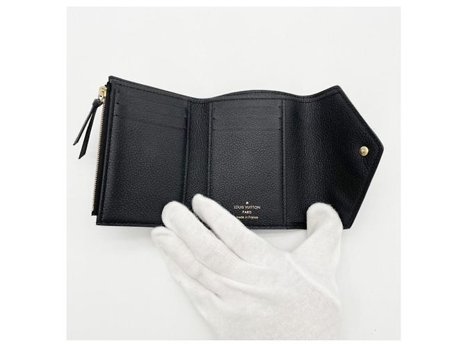 Cartera Louis Vuitton Victorine plegable Negro - vista 5