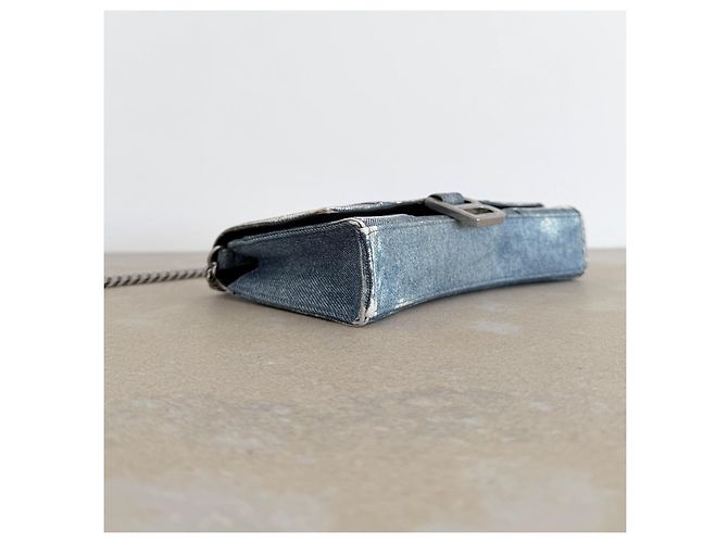 Balenciaga Hourglass Chain Wallet in pelle stampa denim - vista 10