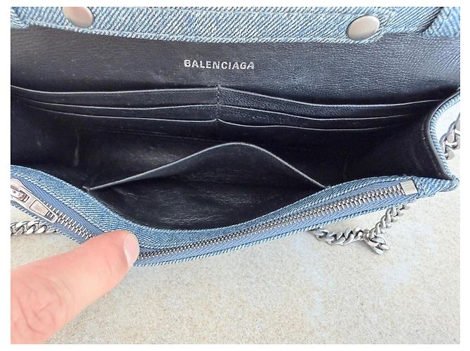 Balenciaga Hourglass Chain Wallet in pelle stampa denim - vista 16