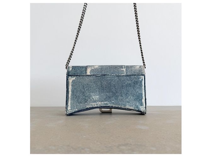 Balenciaga Hourglass Chain Wallet in pelle stampa denim - vista 4