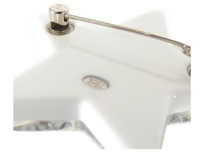 Spilla Chanel ABF137 Argento e Bianco - vista 3