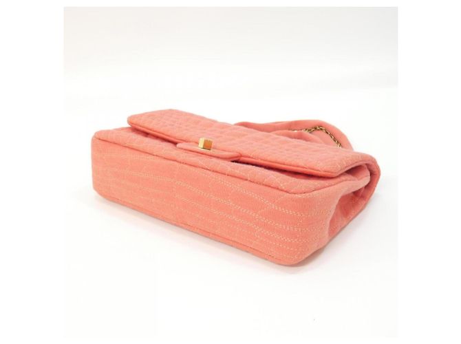 Borsa a tracolla Chanel in tela rosa - vista 3