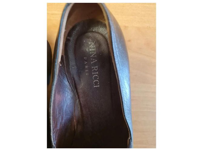 Mocassins Nina Ricci en cuir et daim marron foncé - vue 3