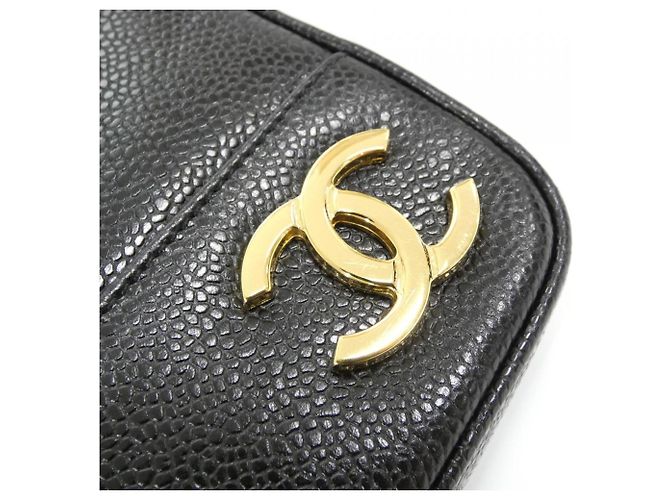 Borsa a tracolla Chanel in pelle di vitello granulata Nero - vista 3
