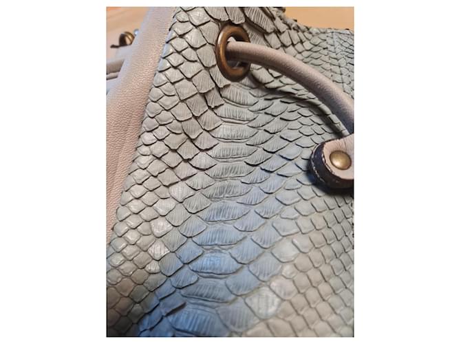 Abaco Beuteltasche aus Pythonleder in Grau und Blau - Ansicht 2