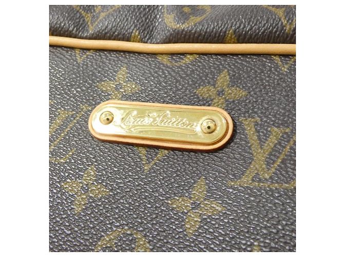 Bolso de hombro Louis Vuitton Monogram Montorgueil GM Castaño - vista 4