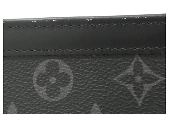 Louis Vuitton Monogram Eclipse Pochette Voyage MM Nero - vista 5