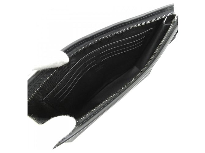 Louis Vuitton Monogram Eclipse Pochette Voyage MM Nero - vista 8