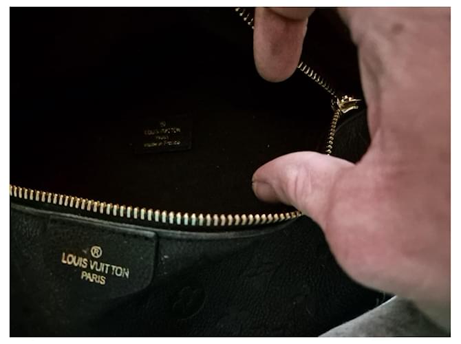 Bumbag Louis Vuitton Marsupio Monogram Embossed Nero - vista 3
