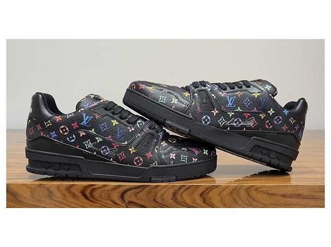 Louis Vuitton x Takashi Murakami Tênis LV Trainer Preto - vista 8
