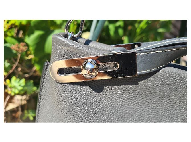 Loewe Borsa a mano in pelle granulata grigia Grigio - vista 12