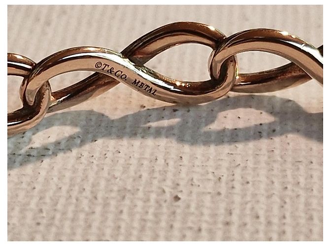 Tiffany & Co. Bracciale Infinity in Metallo Rubedo Rosa - vista 4