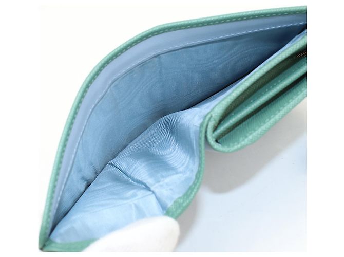Saffiano Prada Bi-Fold-Geldbörse aus grünem Leder - Ansicht 4