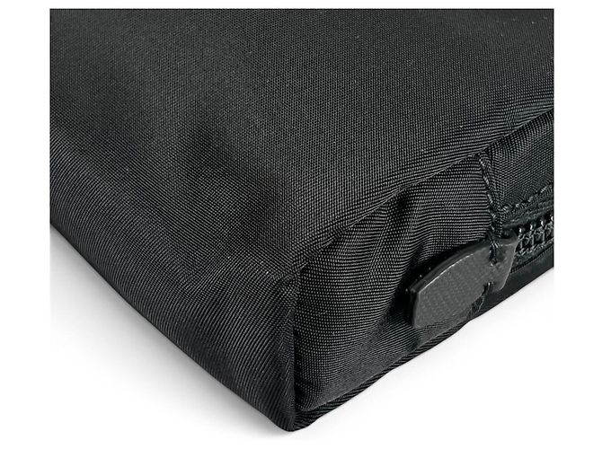 Beauty case PRADA in Re-Nylon con logo Triangle Nero - vista 6