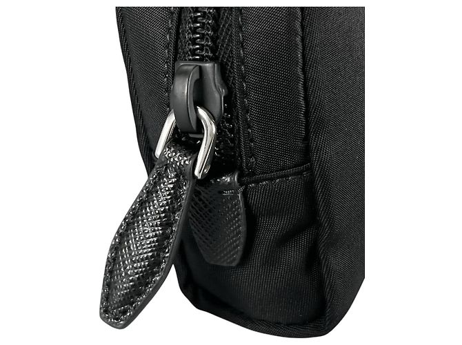 Beauty case PRADA in Re-Nylon con logo Triangle Nero - vista 7