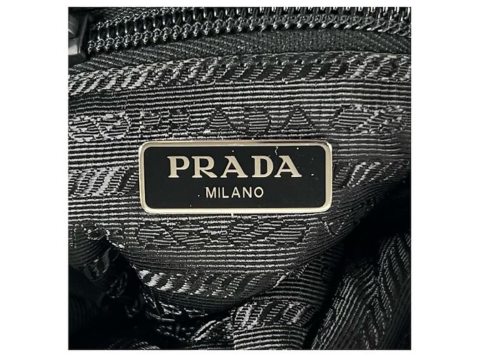 Beauty case PRADA in Re-Nylon con logo Triangle Nero - vista 9