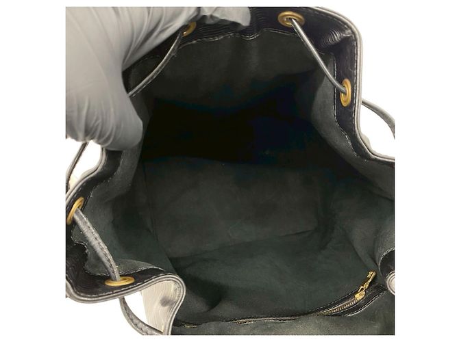 Noe Bolso de cordón Louis Vuitton Vintage Noé de piel Epi Negro - vista 9