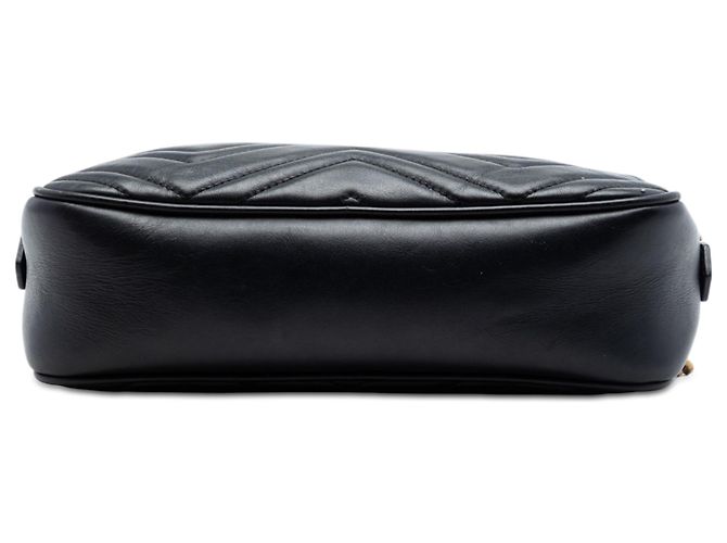 Gucci Black Small GG Marmont Matelasse in pelle di vitello a tracolla Nero - vista 3