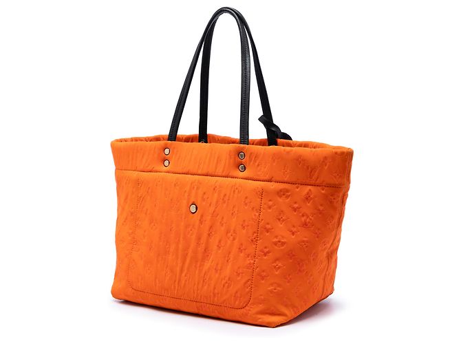 Louis Vuitton Orange Monogram Embossed Neoprene Scuba MM Arancione - vista 2