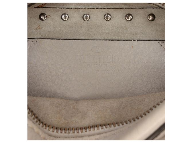 Borsa a tracolla Valentino Gray Pebbled Calfskin Rockstud Flap Pocket Camera Bag Marrone - vista 5