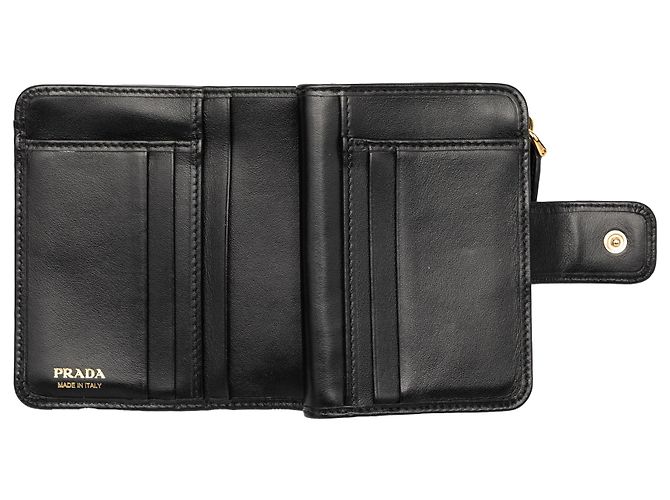 Carteira bifold Prada preta em couro de vitelo macio acolchoado com triângulo Preto - vista 8